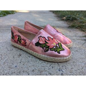 A New Day Espadrilles Flats Size US 8.5 Floral Boho Slip On Artsy Metallic Pink